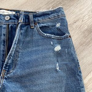 Abercrombie & Fitch high rise bermudas